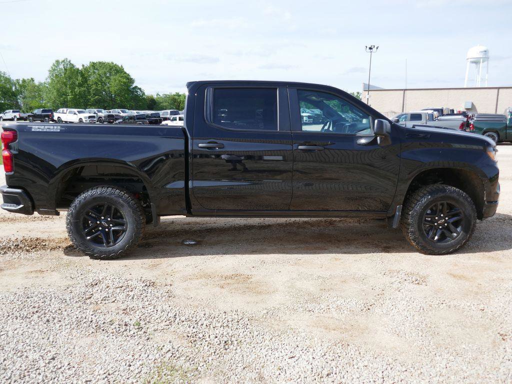 New 2026 Chevrolet Silverado 1500 Custom Trail Boss w/ Dark Appearance Package AWD/4WD image 3