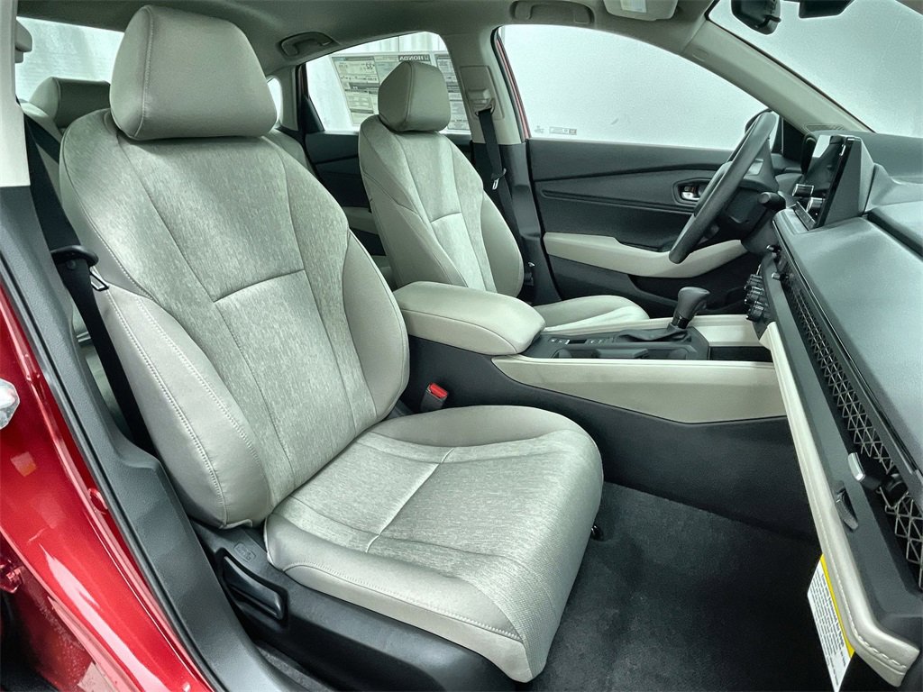 New 2025 Honda Accord SE image 28