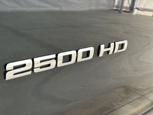 Used 2018 GMC Sierra 2500 SLT w/ Duramax Plus Package image 31