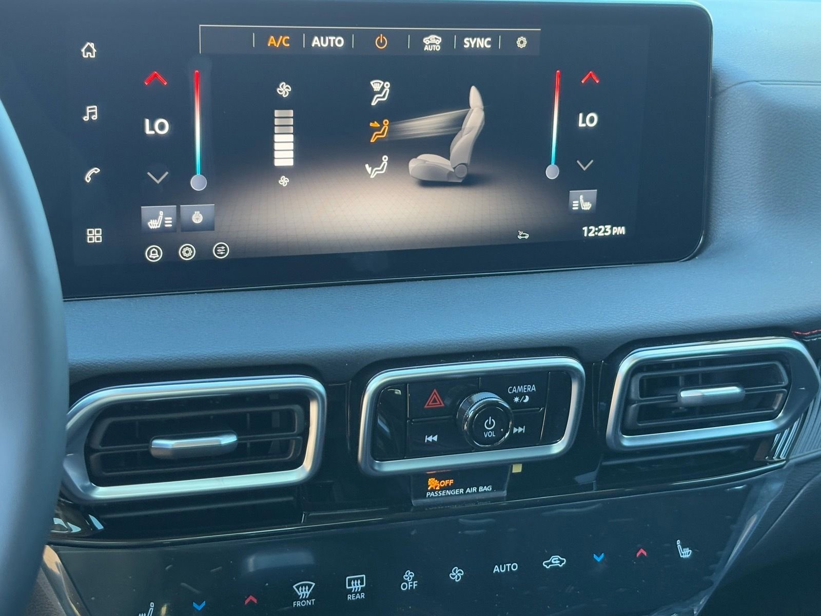 New 2026 Nissan Sentra SR w/ SR Premium Package image 23