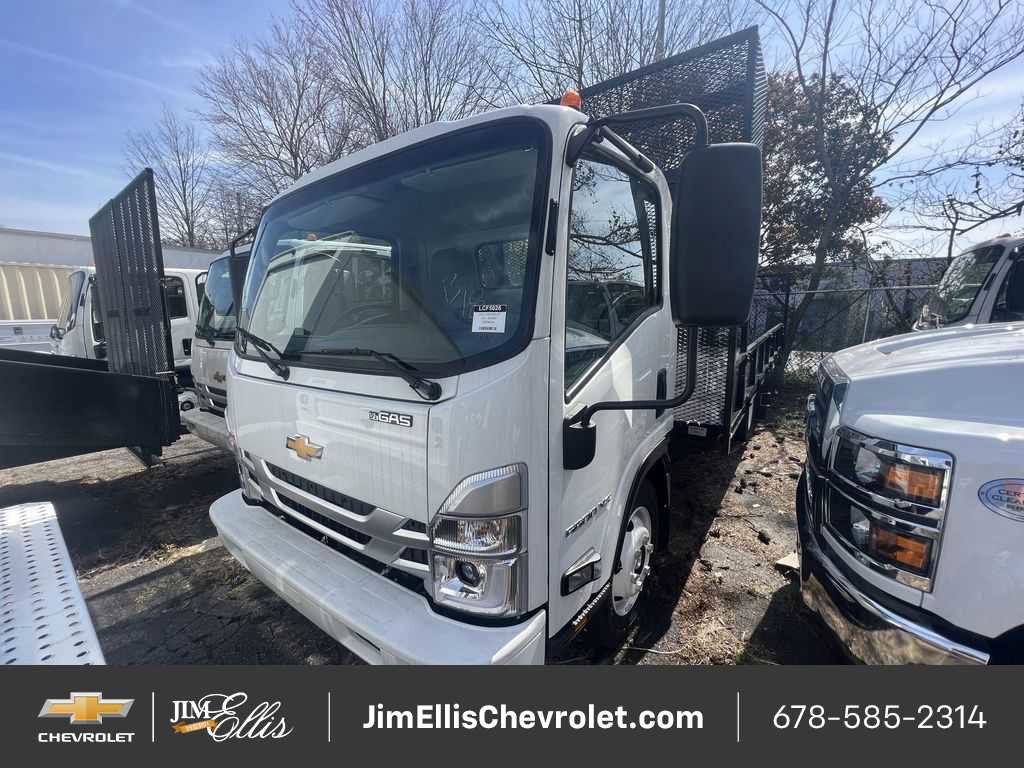 New 2025 Chevrolet Low Cab Forward 5500XG image 2