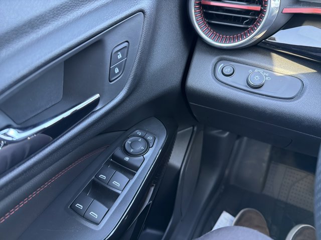 New 2026 Chevrolet Trax RS w/ Sunroof Package image 15