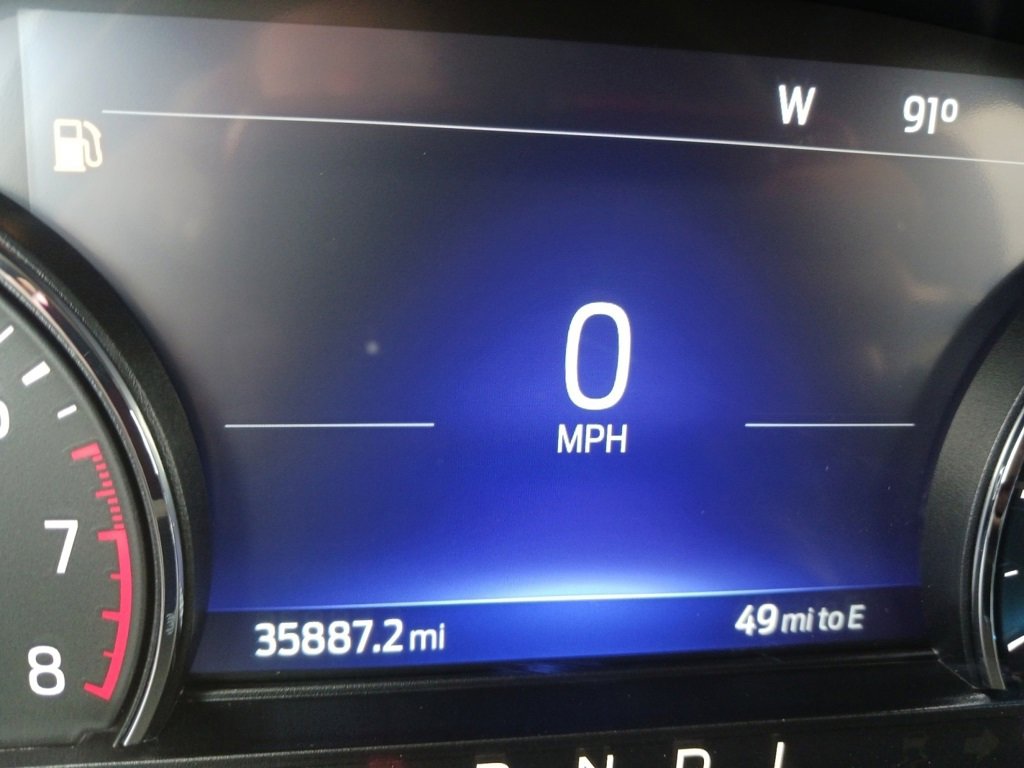 Used 2022 Ford Explorer XLT w/ Class IV Trailer Tow Package image 17