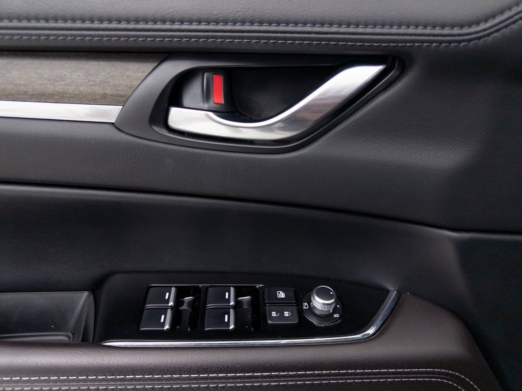 Certified 2025 MAZDA CX-5 Signature image 31