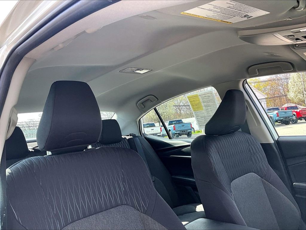 Used 2025 Toyota Camry LE FWD image 22