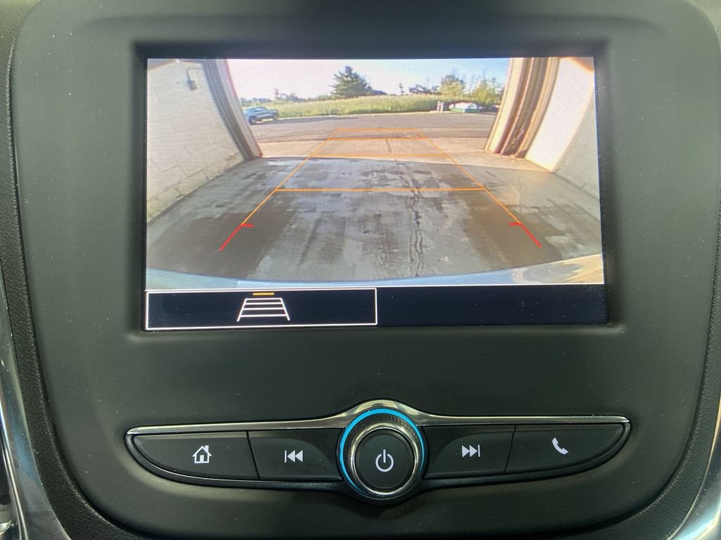 Certified 2023 Chevrolet Equinox LS w/ Driver Confidence II Package AWD/4WD image 14