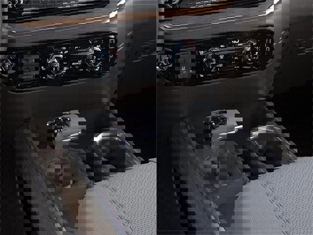 New 2026 GMC Sierra 1500 SLT w/ SLT Convenience Package image 23