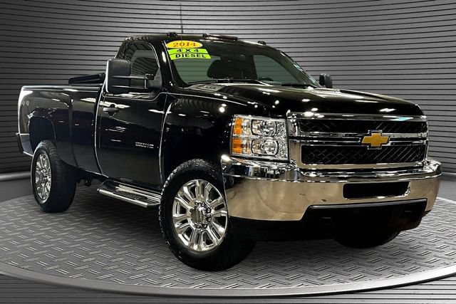 Used 2014 Chevrolet Silverado 2500 W/T w/ Snow Plow Prep Package AWD/4WD image 3