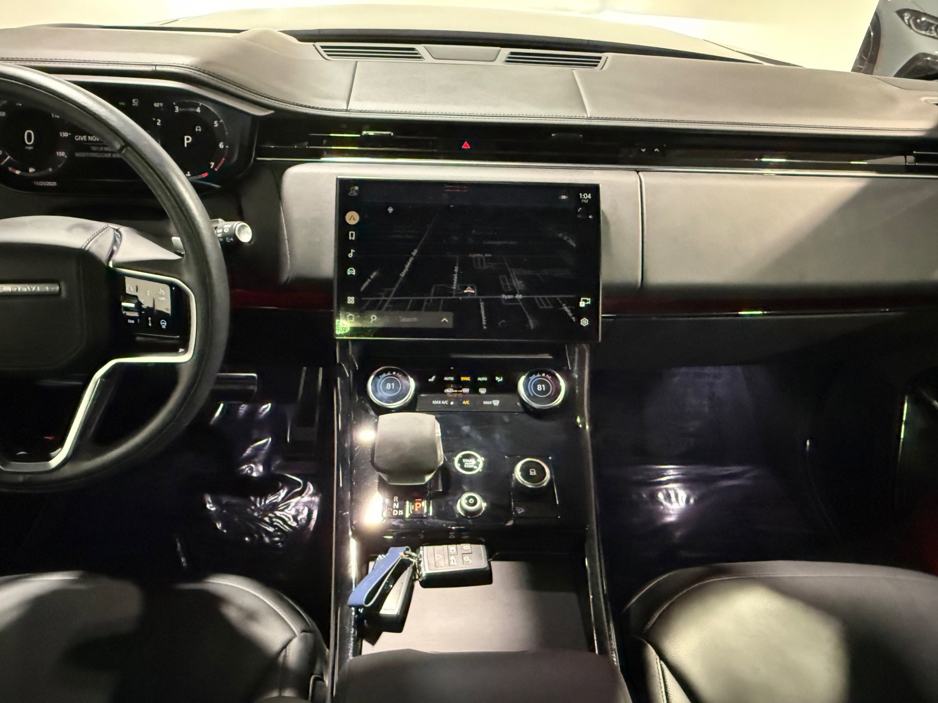 Used 2023 Land Rover Range Rover Sport SE image 30