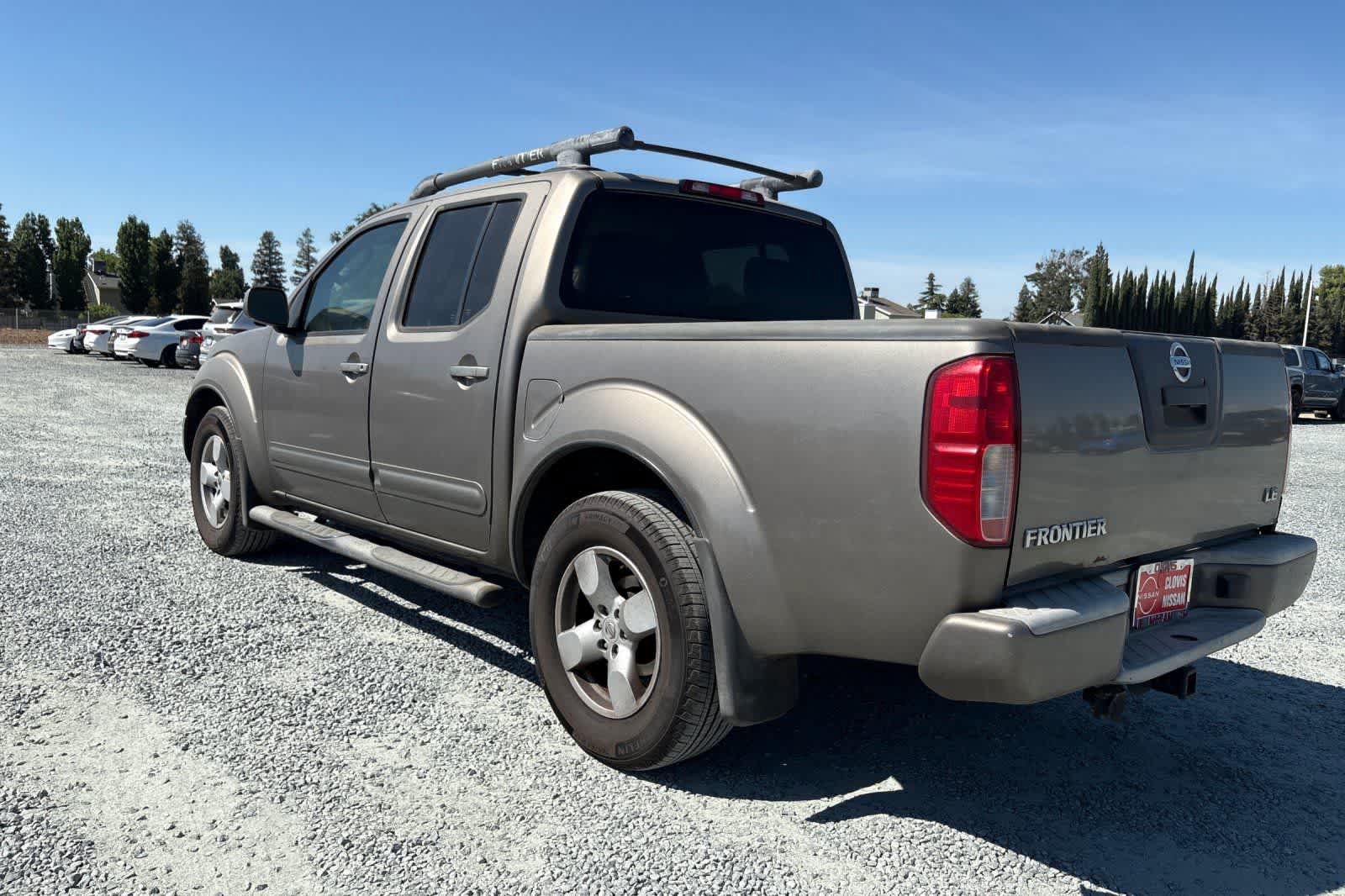 Used 2006 Nissan Frontier LE w/ (X01) Leather Pkg RWD image 7