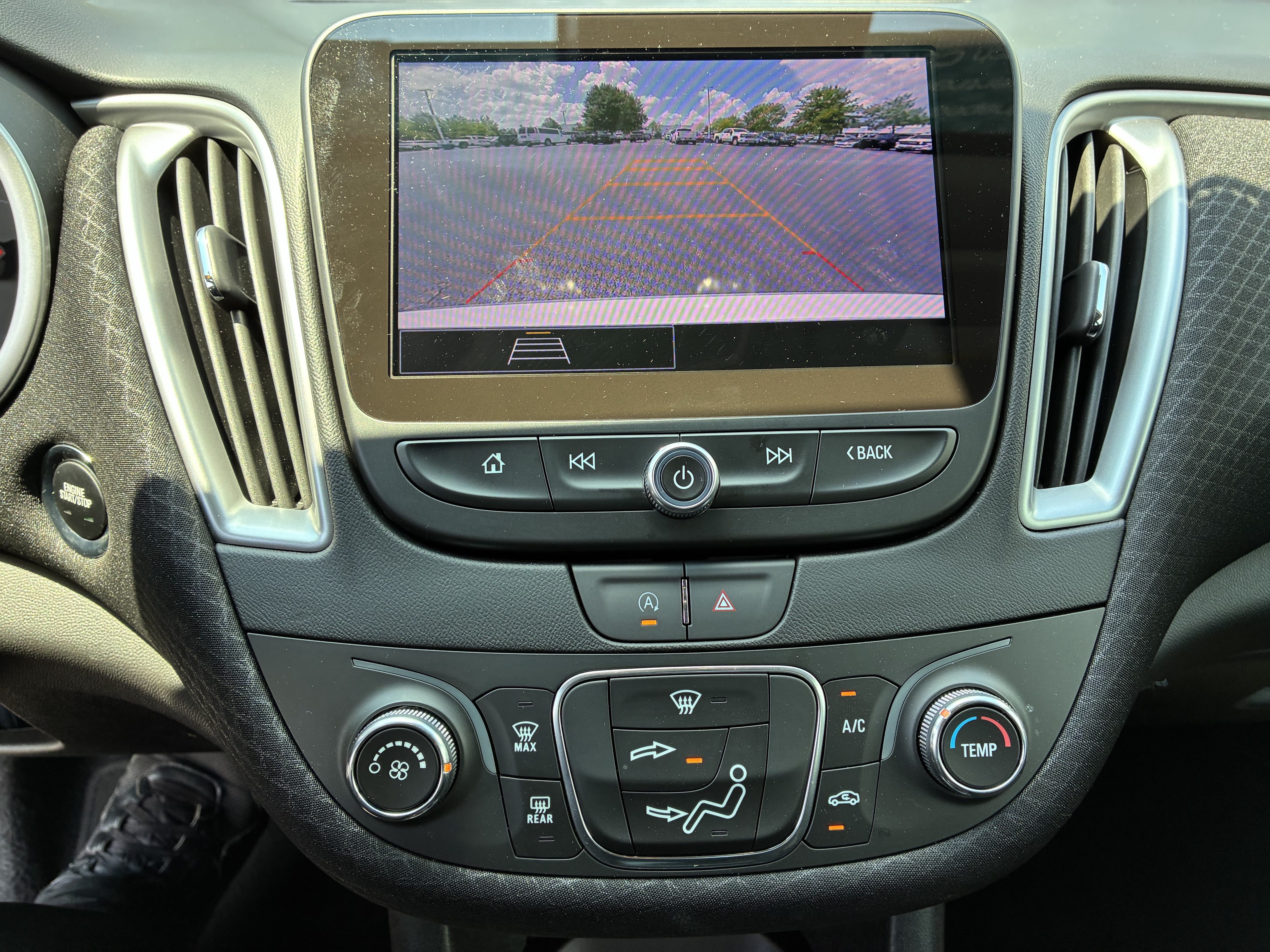 Used 2025 Chevrolet Malibu RS FWD image 31