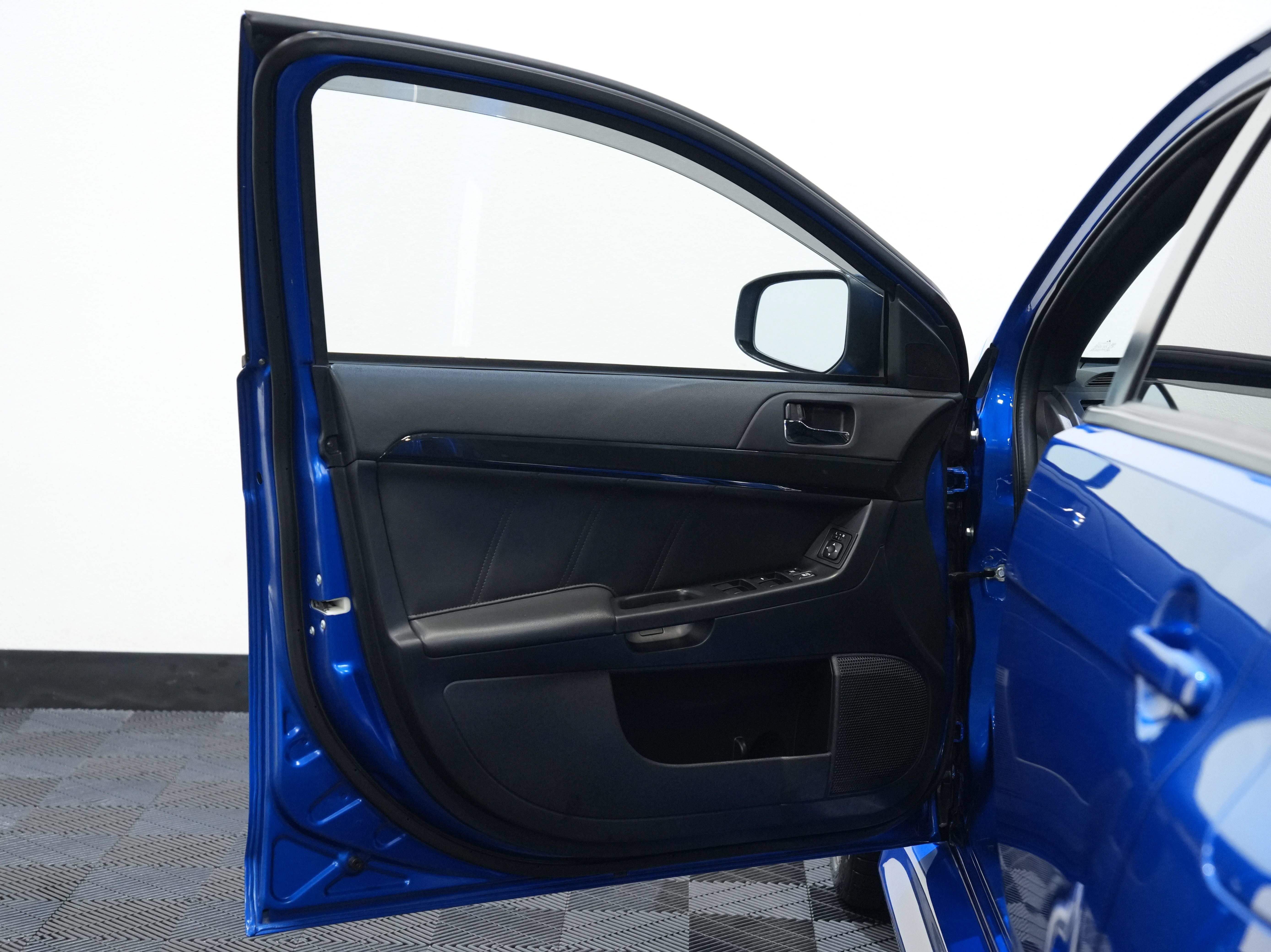 Used 2015 Mitsubishi Lancer Evolution Final Edition AWD/4WD image 21