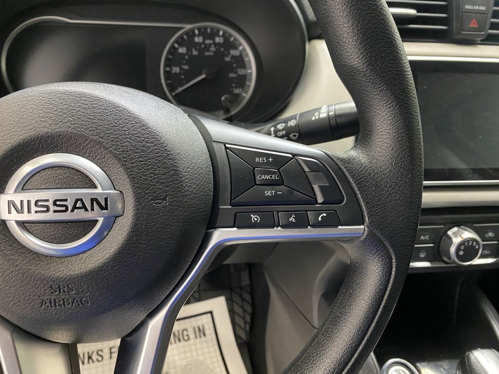 Used 2020 Nissan Versa SV w/ Trunk Package image 30