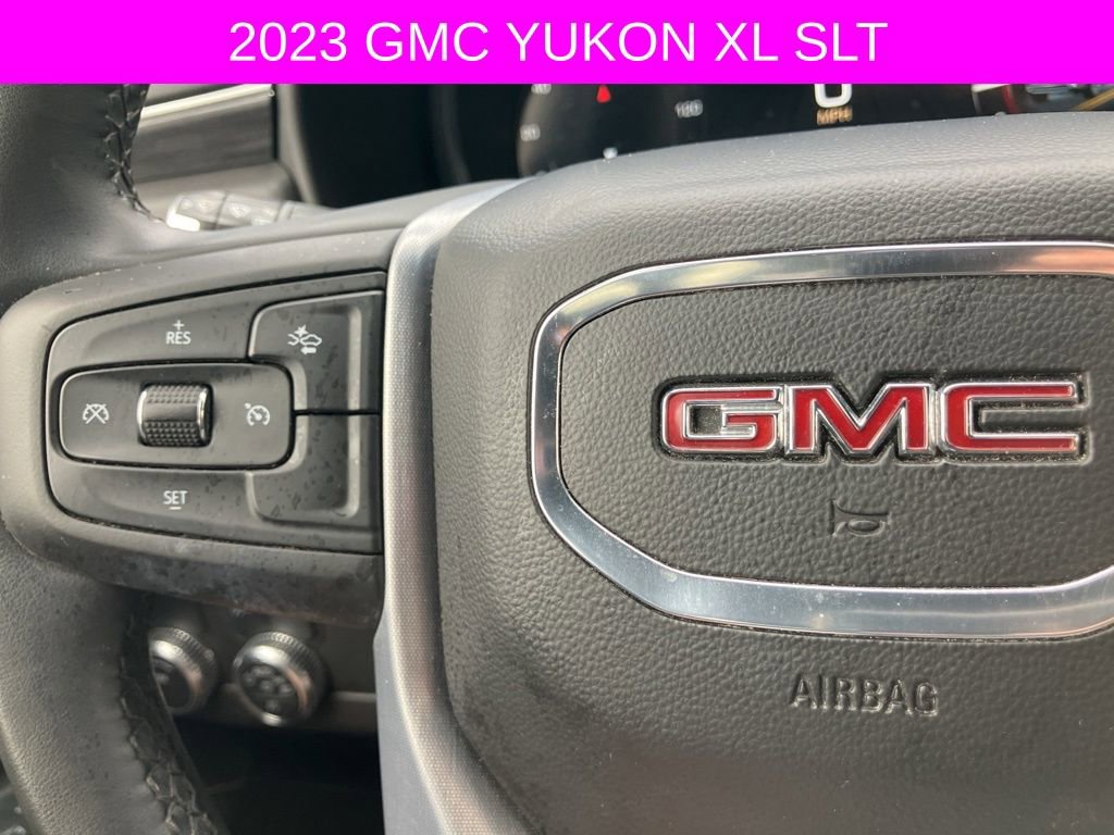 Used 2023 GMC Yukon XL SLT image 34