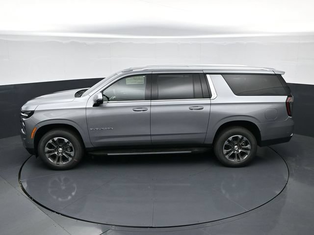 New 2026 Chevrolet Suburban LT w/ Comfort Package AWD/4WD image 45