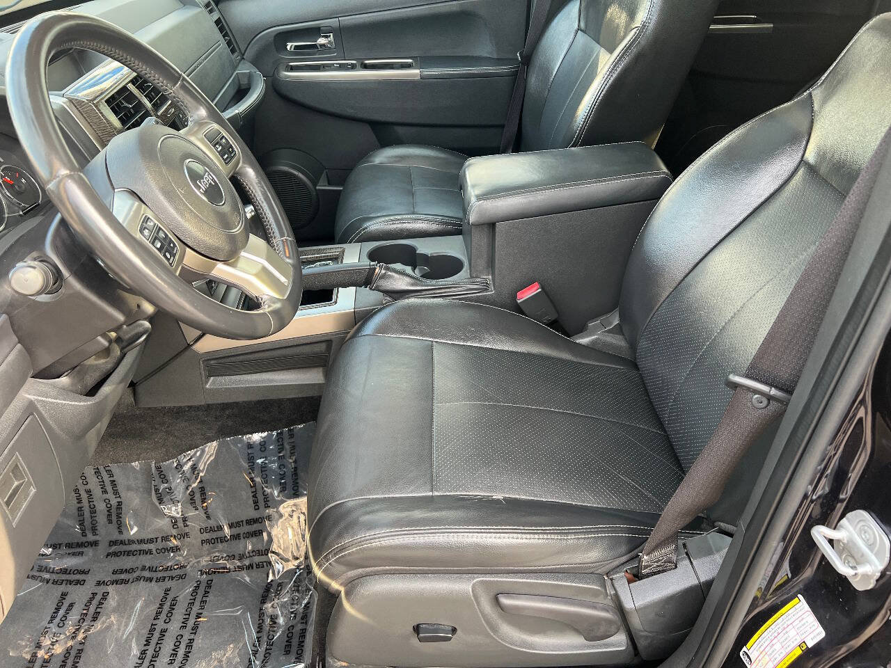 Used 2011 Jeep Liberty Limited w/ Tire & Wheel Group AWD/4WD image 20