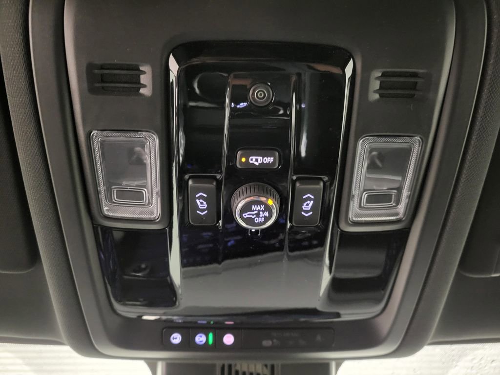 New 2026 Chevrolet Suburban LT w/ Comfort Package image 16