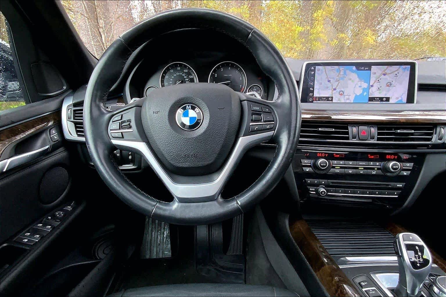 Used 2018 BMW X5 xDrive35i w/ M Sport Package AWD/4WD image 6