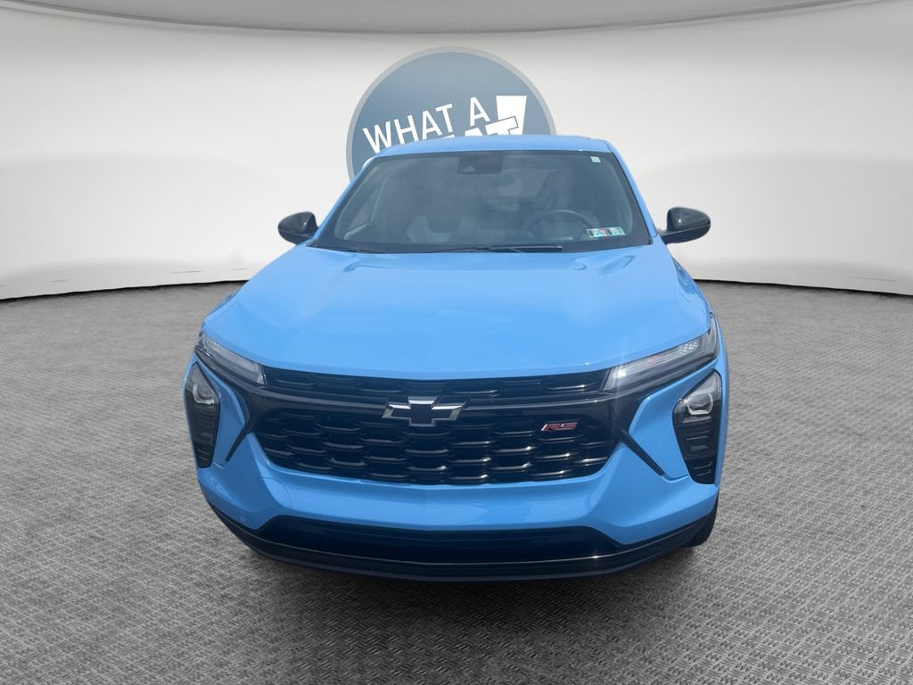 Certified 2024 Chevrolet Trax RS w/ Driver Confidence Package FWD image 9