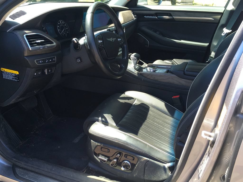 Used 2021 Genesis G90 3.3T Premium AWD/4WD image 4