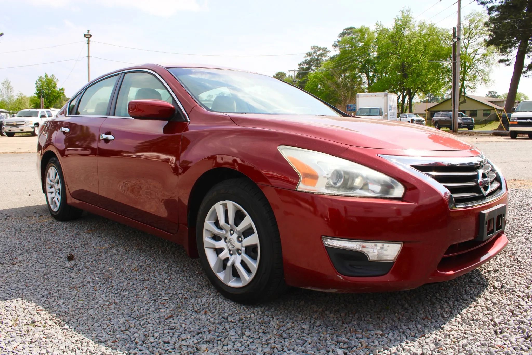 Used 2014 Nissan Altima 2.5 S w/ Display Audio Package image 5