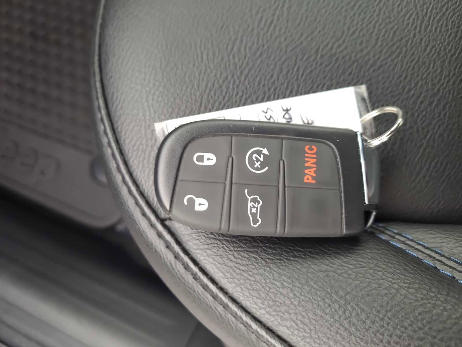 New 2026 Jeep Compass Latitude image 28