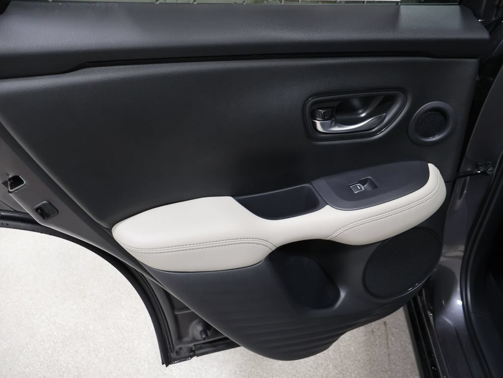 New 2027 Honda HR-V EX-L image 16