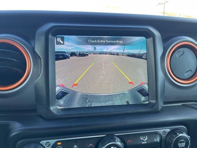 Used 2023 Jeep Gladiator Mojave w/ Cold Weather Group image 21