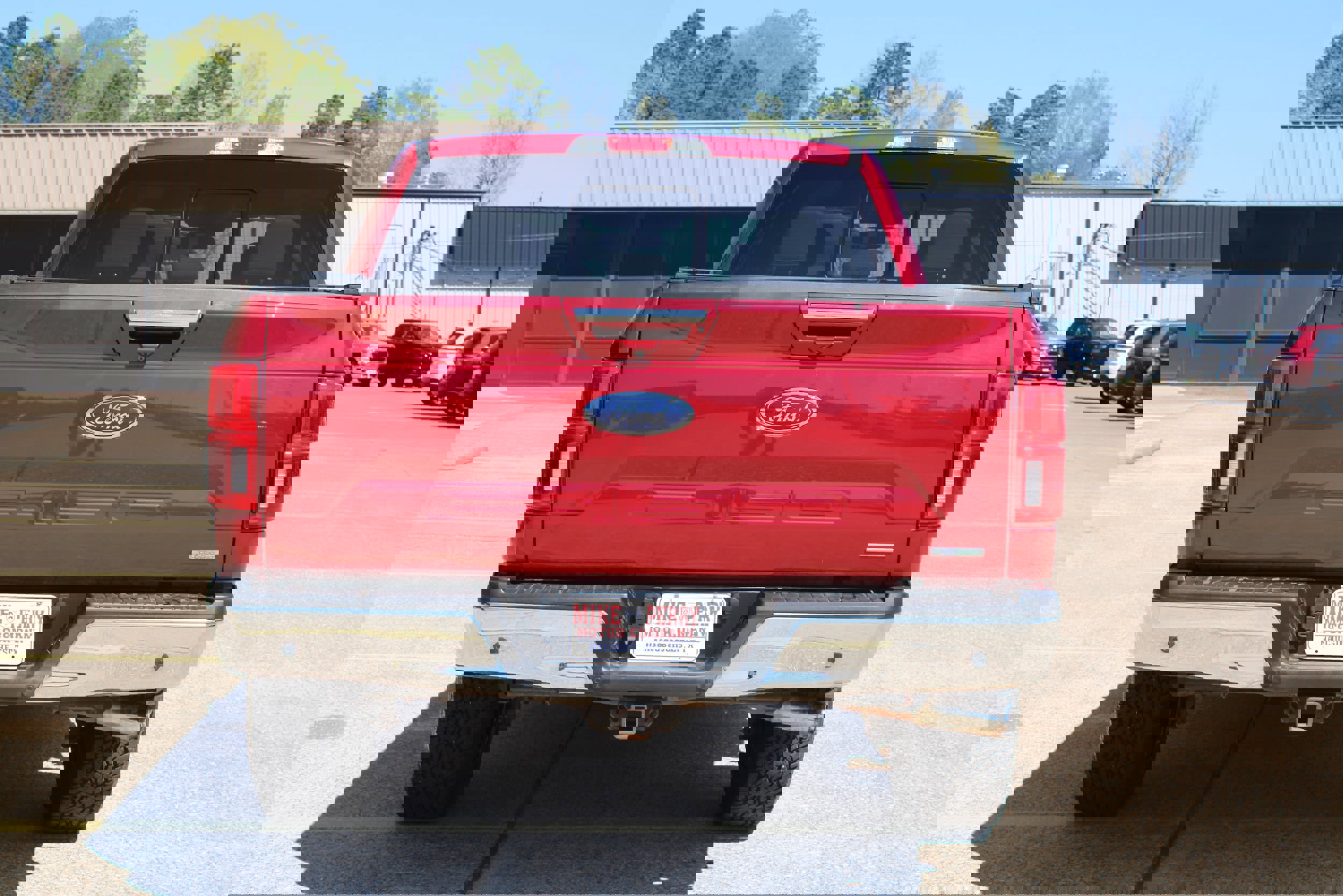 Used 2018 Ford F150 Lariat w/ Equipment Group 502A Luxury image 8