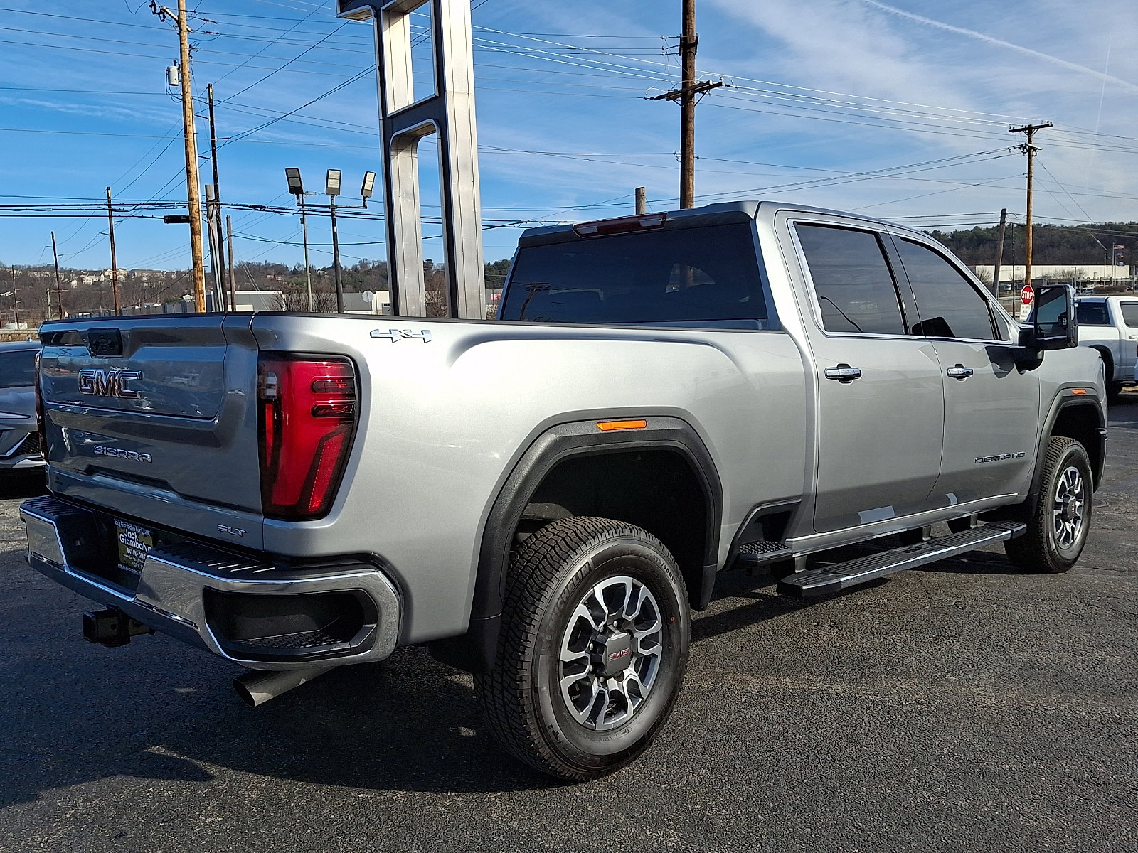 Certified 2025 GMC Sierra 2500 SLT w/ SLT Convenience Package image 9