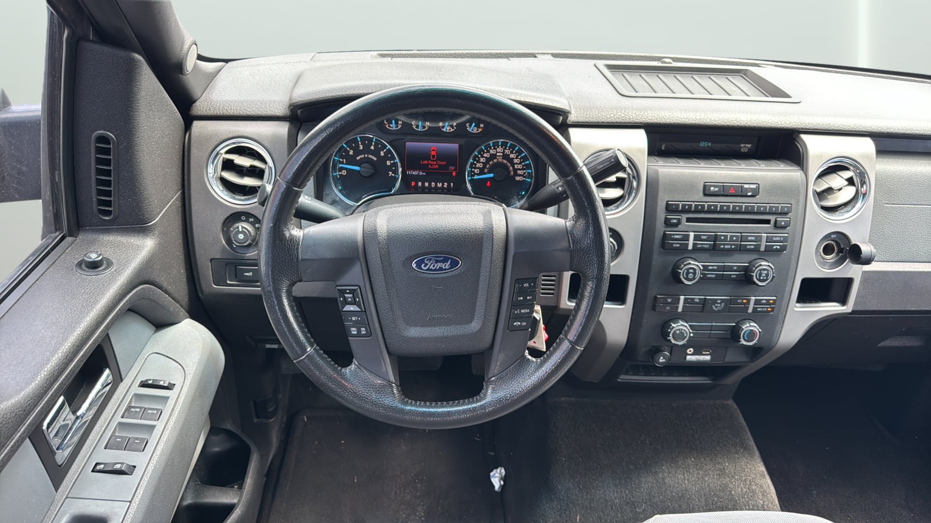 Used 2012 Ford F150 XLT w/ XLT Convenience Pkg RWD image 16