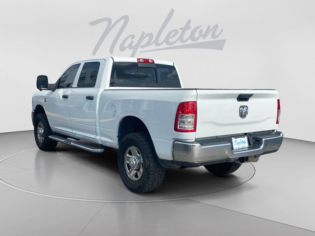 Used 2024 RAM 3500 Tradesman w/ Chrome Appearance Group AWD/4WD image 3