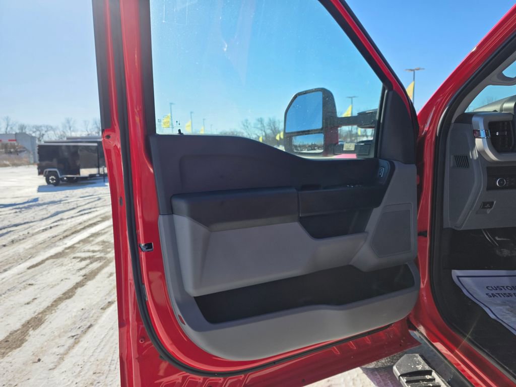 New 2025 Ford F350 XL w/ XL Chrome Package image 20