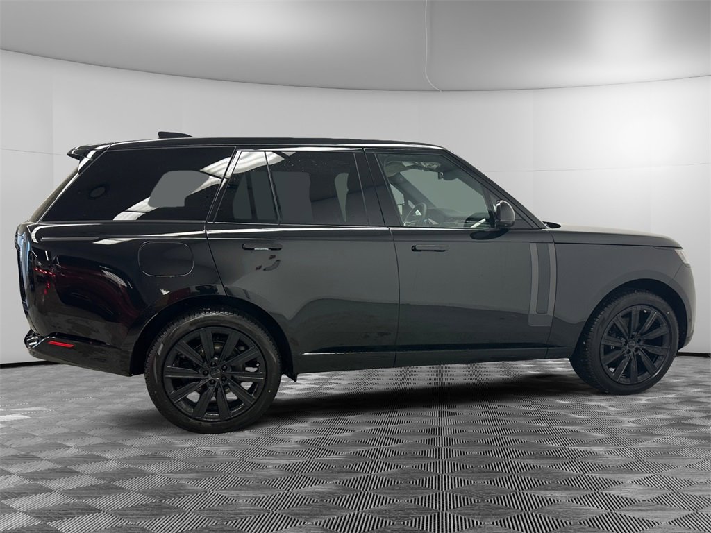 New 2026 Land Rover Range Rover SE image 6