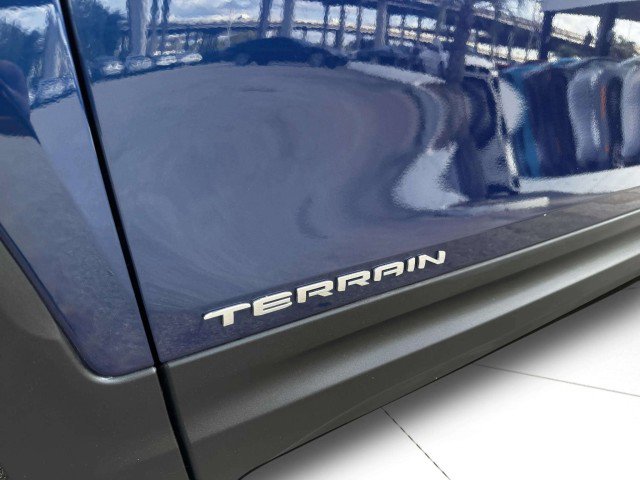 Used 2023 GMC Terrain SLE w/ Driver Convenience Package image 15