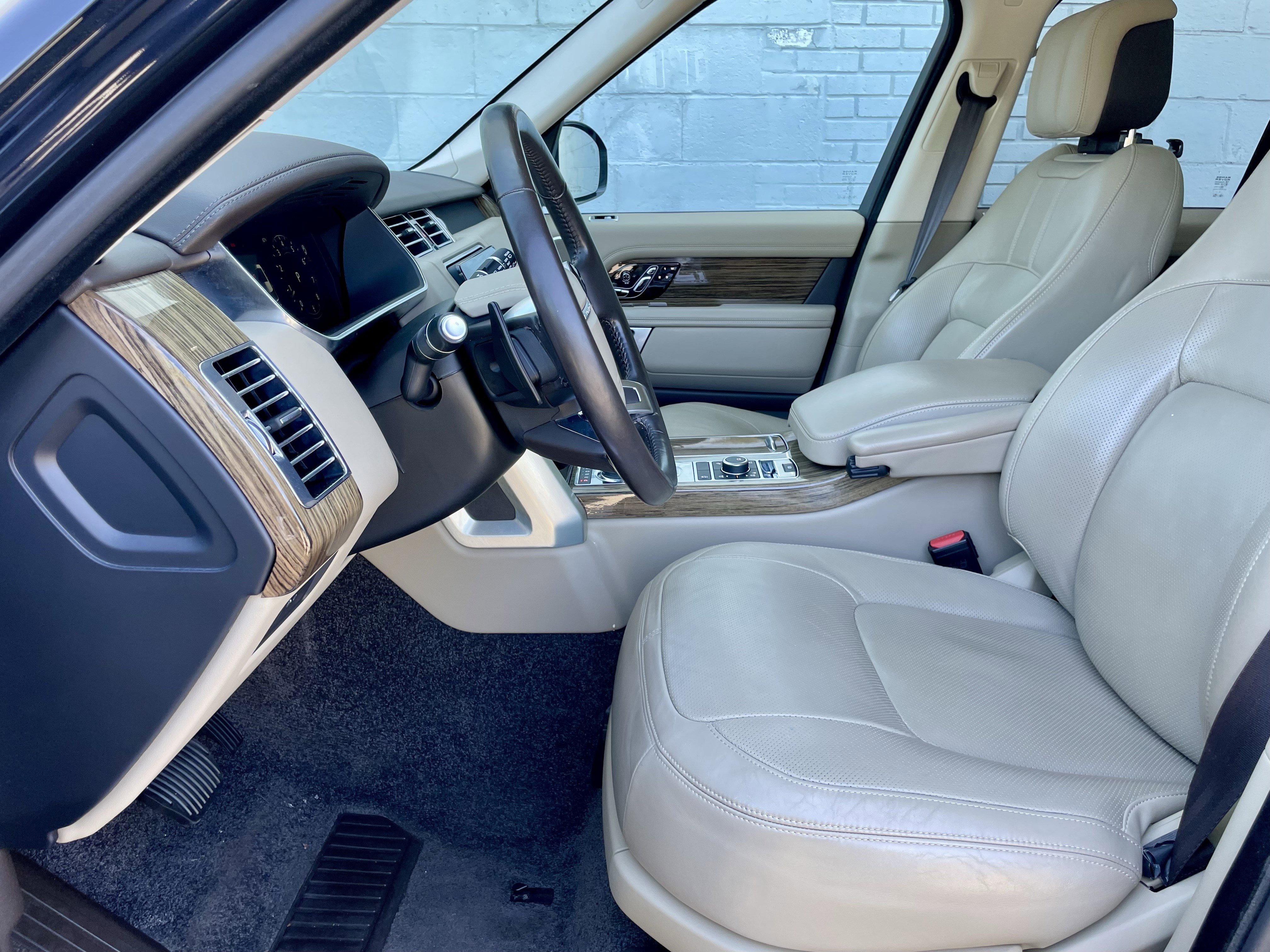 Used 2019 Land Rover Range Rover HSE AWD/4WD image 14