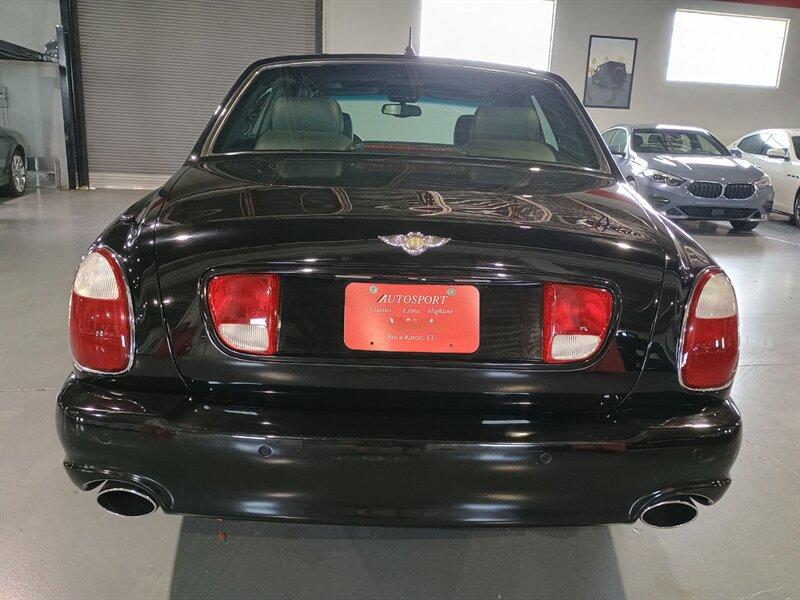 Used 2003 Bentley Arnage T RWD image 4