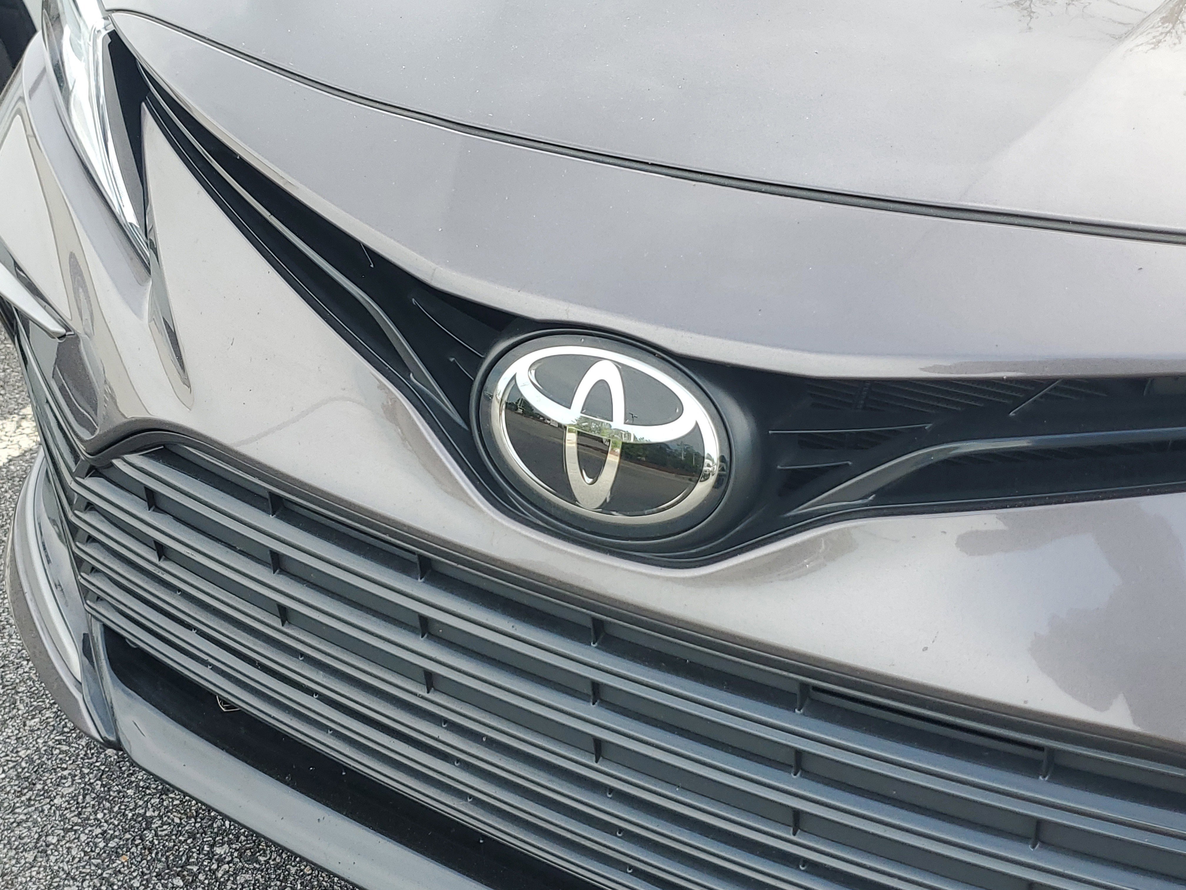 Used 2024 Toyota Camry LE image 5