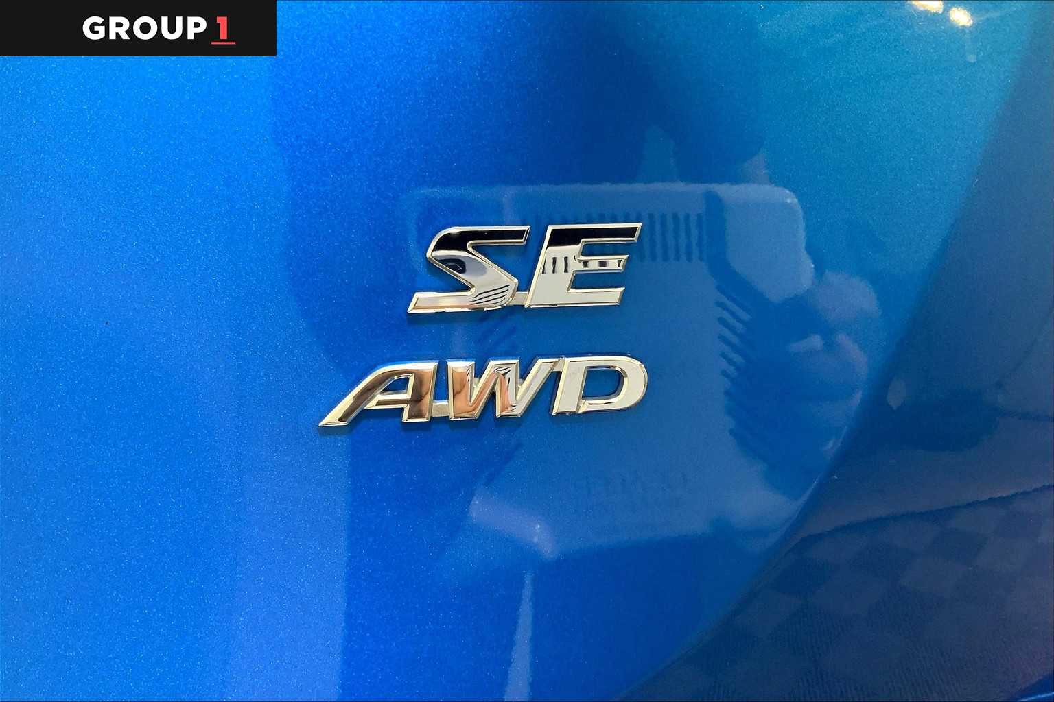 Used 2017 Toyota RAV4 SE image 9