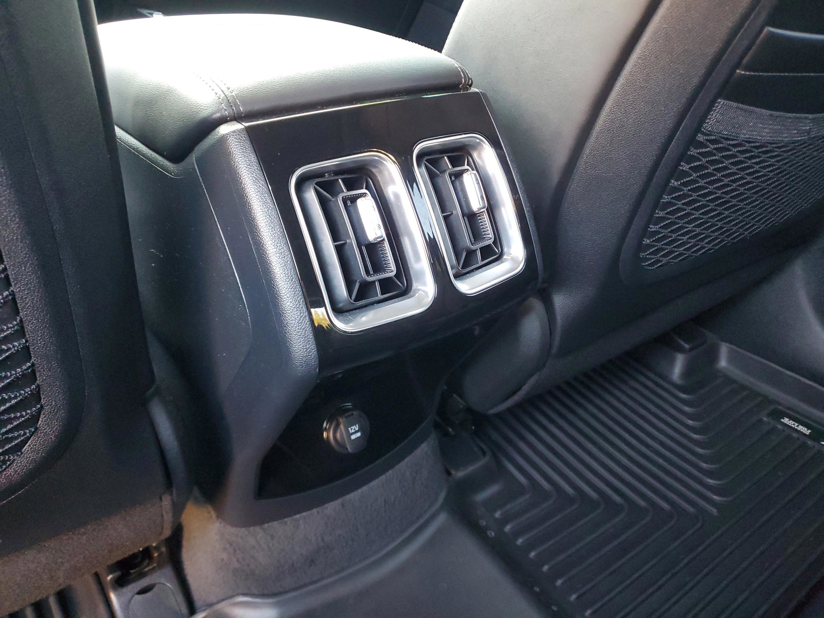 Certified 2025 Kia Sorento SX AWD/4WD image 12
