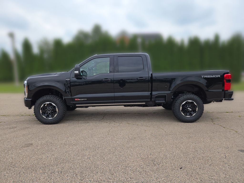 New 2026 Ford F250 Platinum w/ Tremor Off-Road Package AWD/4WD image 2