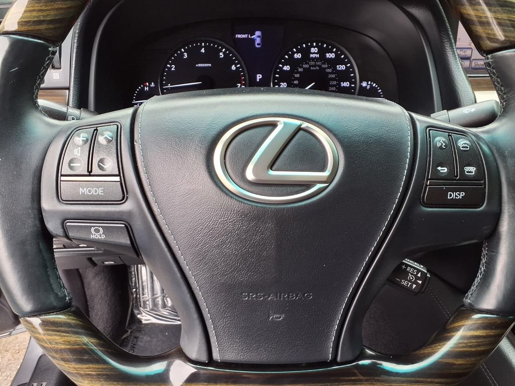 Used 2013 Lexus LS 460 w/ Comfort Pkg RWD image 27