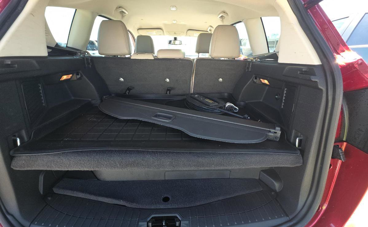 Used 2015 Ford C-MAX Energi SEL w/ Equipment Group 302A image 14