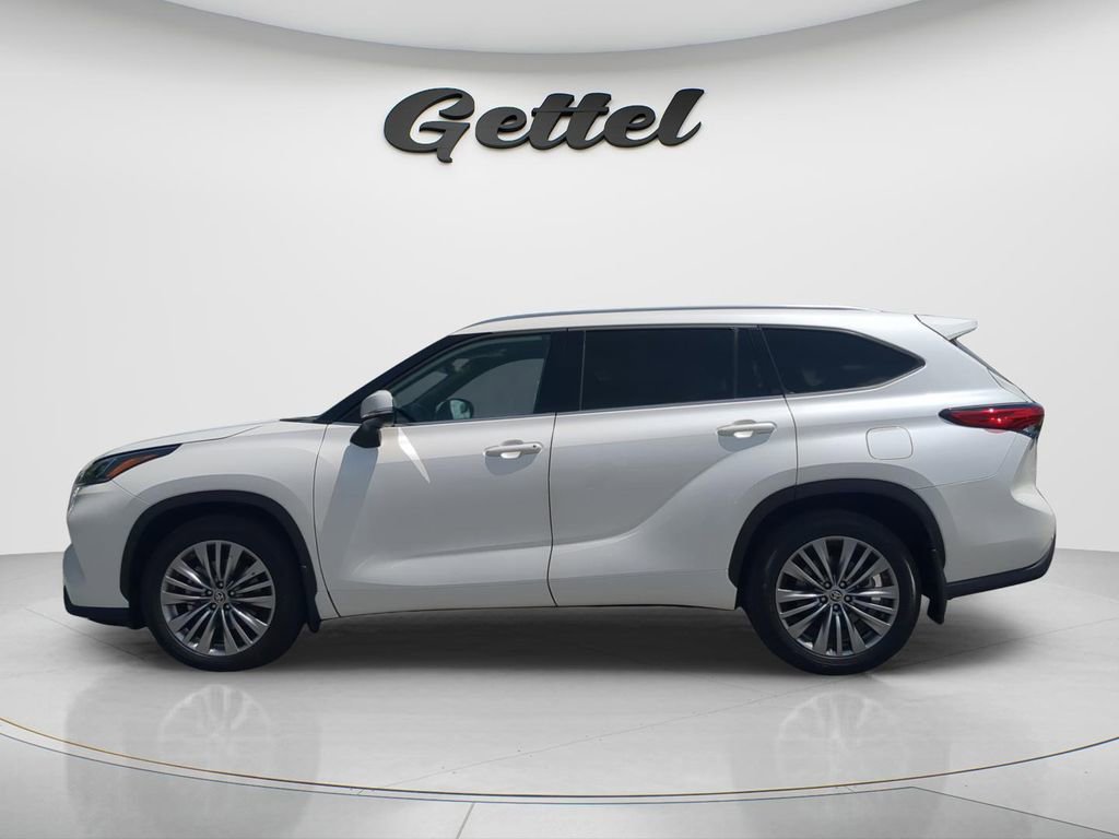 Used 2020 Toyota Highlander Platinum image 8