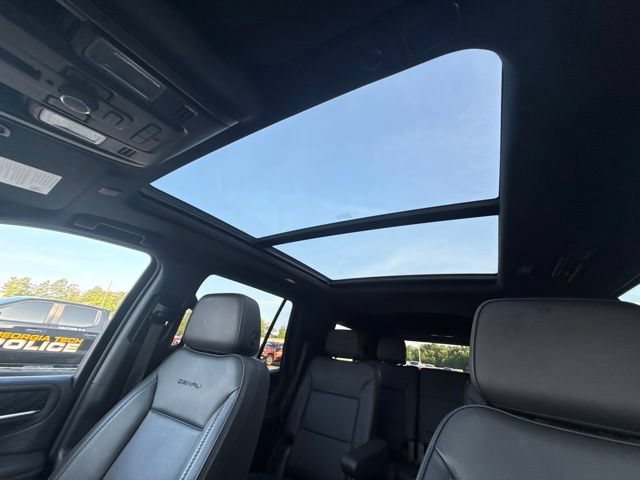 Certified 2023 GMC Yukon Denali RWD image 39
