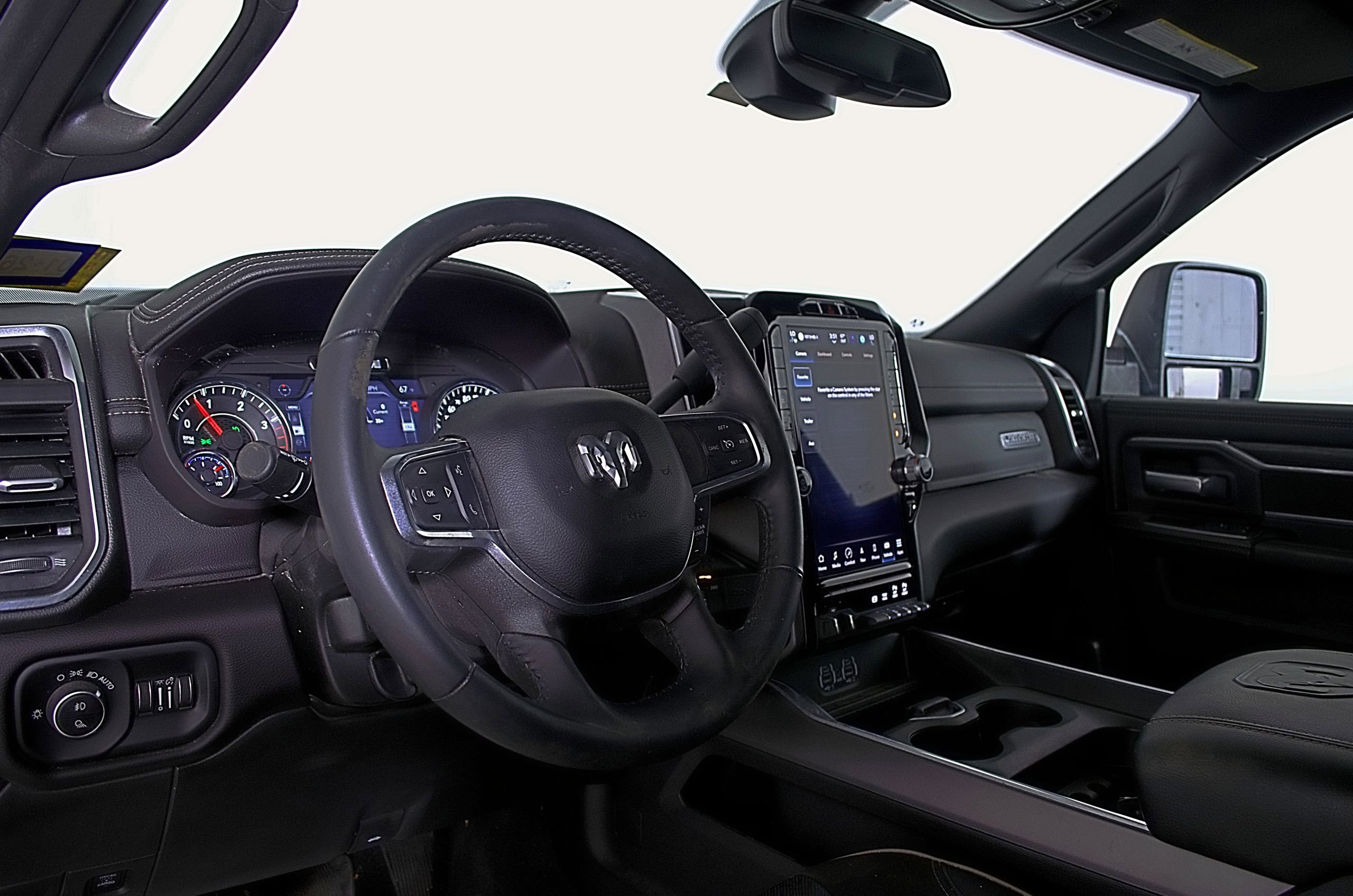 Used 2024 RAM 3500 Laramie w/ Night Edition image 20