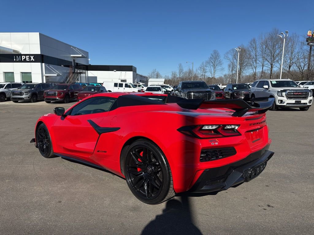 Used 2023 Chevrolet Corvette Z06 w/ Z07 Performance Package image 3