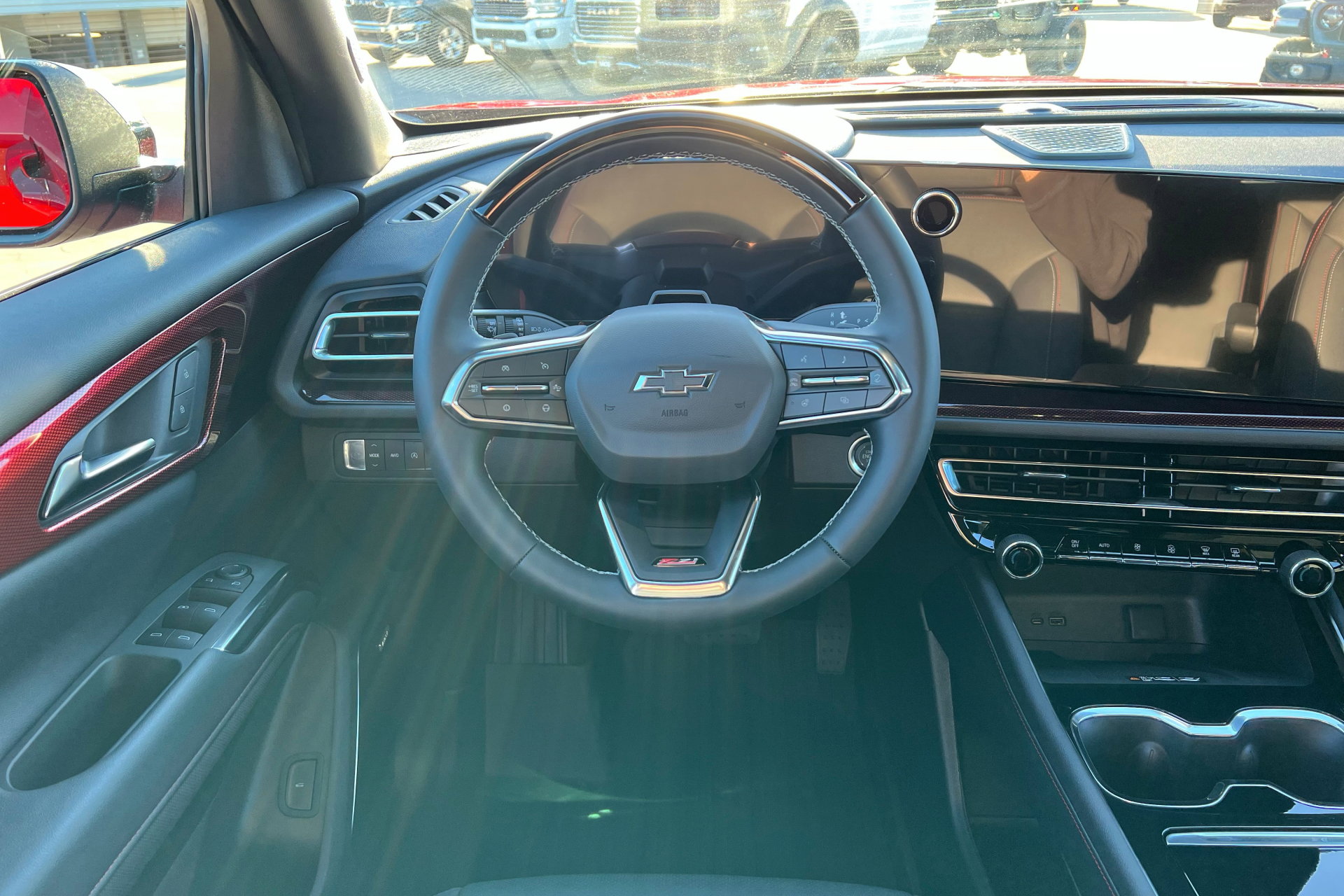 New 2026 Chevrolet Traverse Z71 w/ Enhanced Driving Package image 13