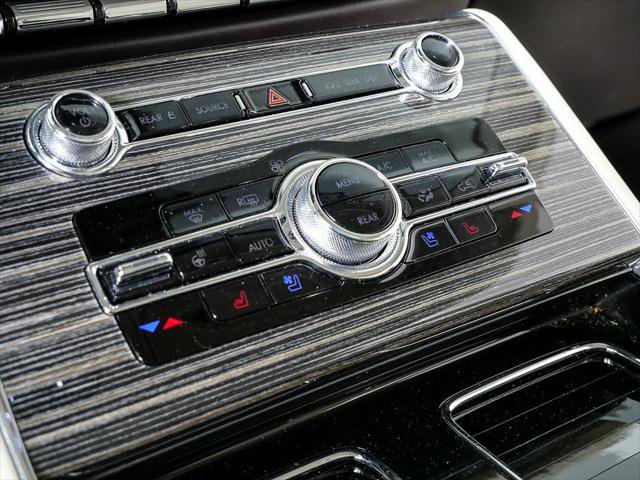 Used 2023 Lincoln Aviator Black Label w/ Class IV Trailer Tow Package AWD/4WD image 16