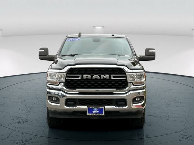 Used 2024 RAM 2500 Big Horn AWD/4WD image 9